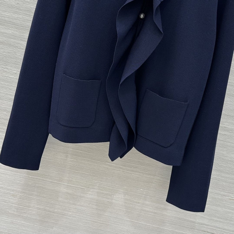 chr1st1an D10r outwear